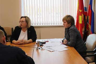 Комитет провел встречу с руководителями УК, обслуживающих жилой фонд Кировского района