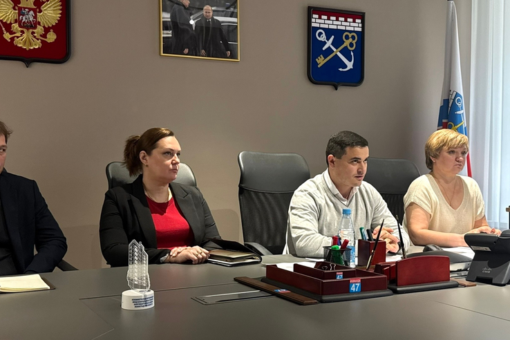 В комитете состоялось еженедельное совещание с управляющими организациями